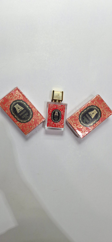 عطرمینیاتوری حیاتی برند اماراتی احیه خنک شیرین